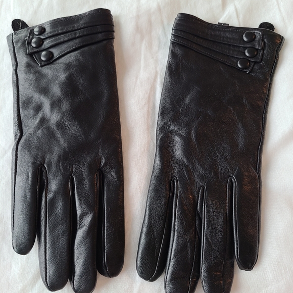 Winter gloves - Picture 1 of 2